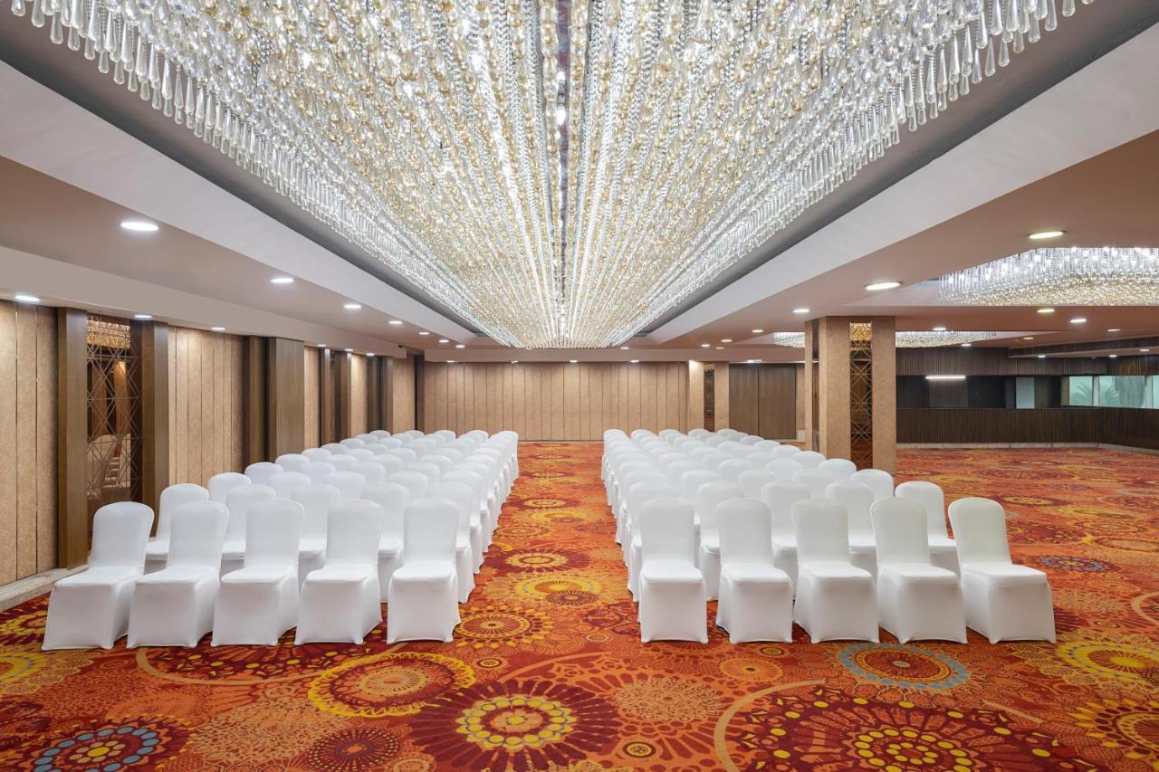Radisson Blu Kaushambi Delhi Ncr 5* Ghaziabad