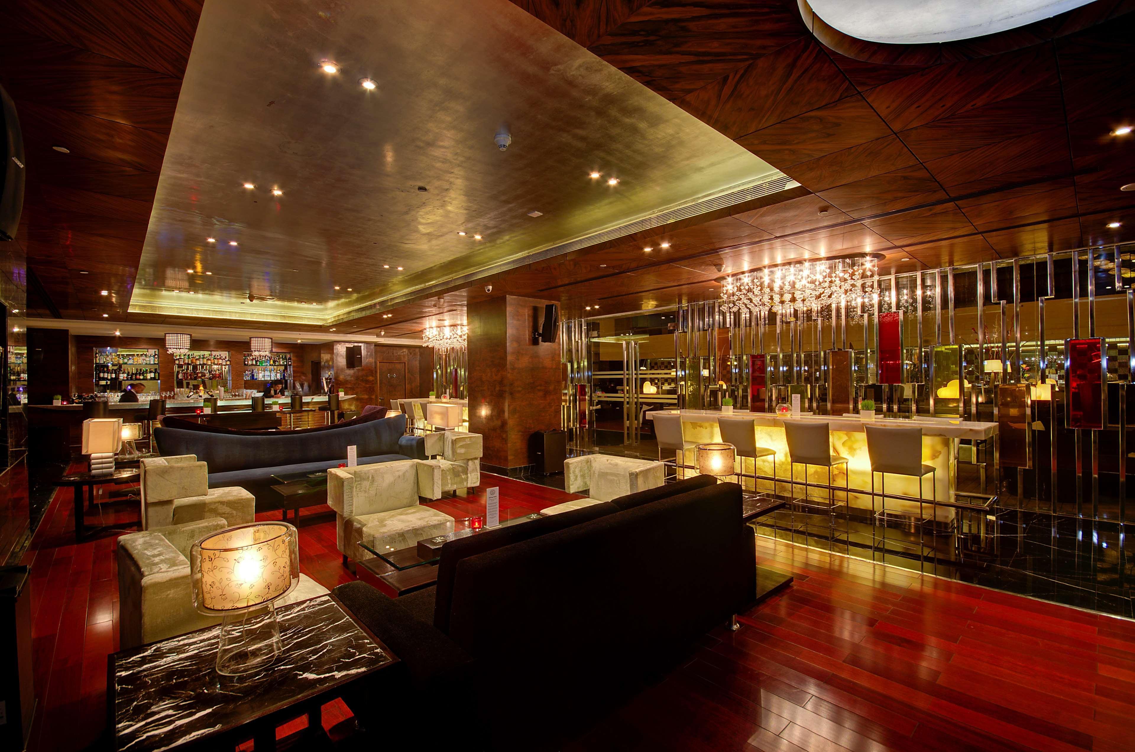 Radisson Blu Kaushambi Delhi Ncr Hotel