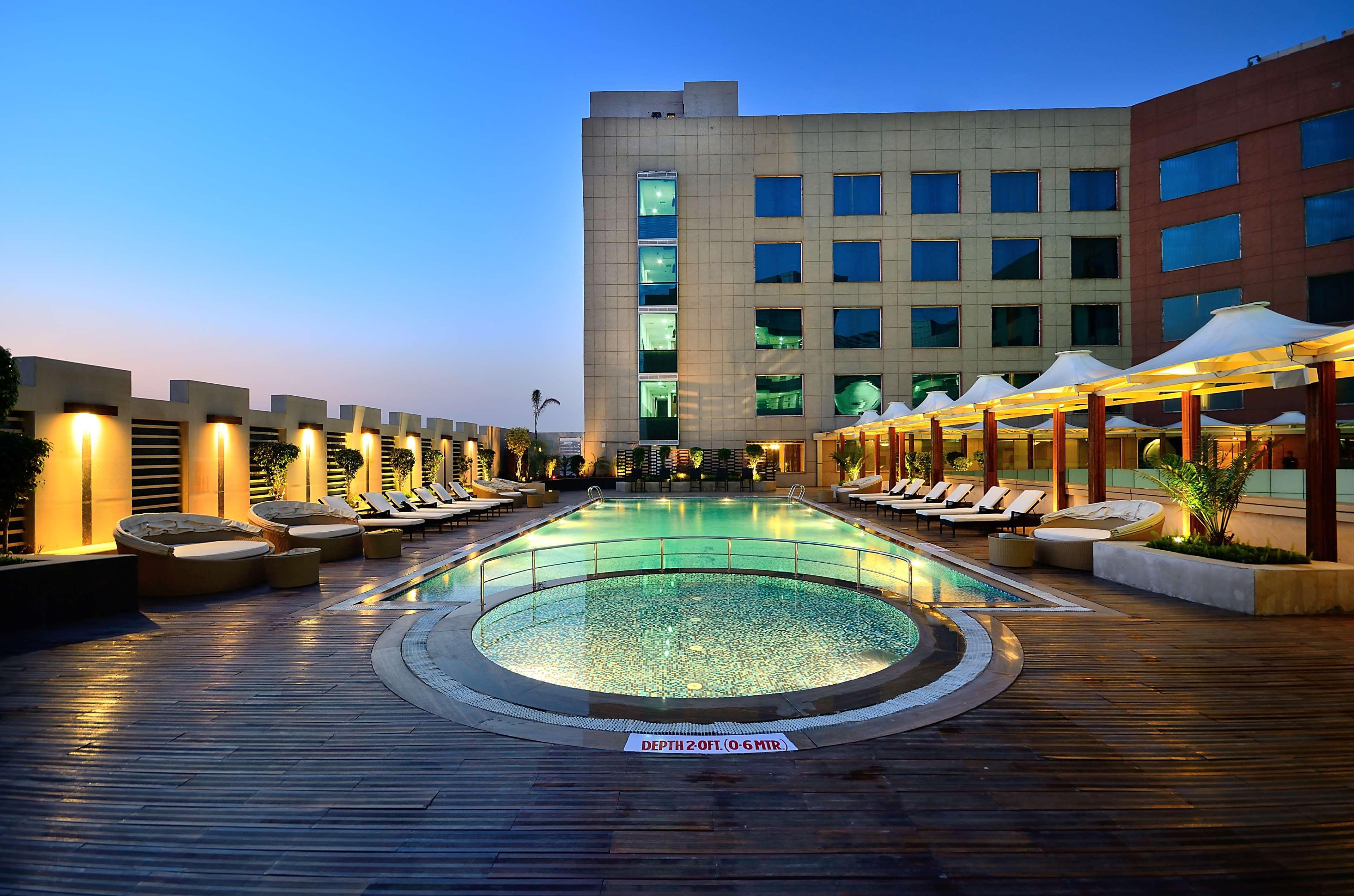 Radisson Blu Kaushambi Delhi Ncr Hotel
