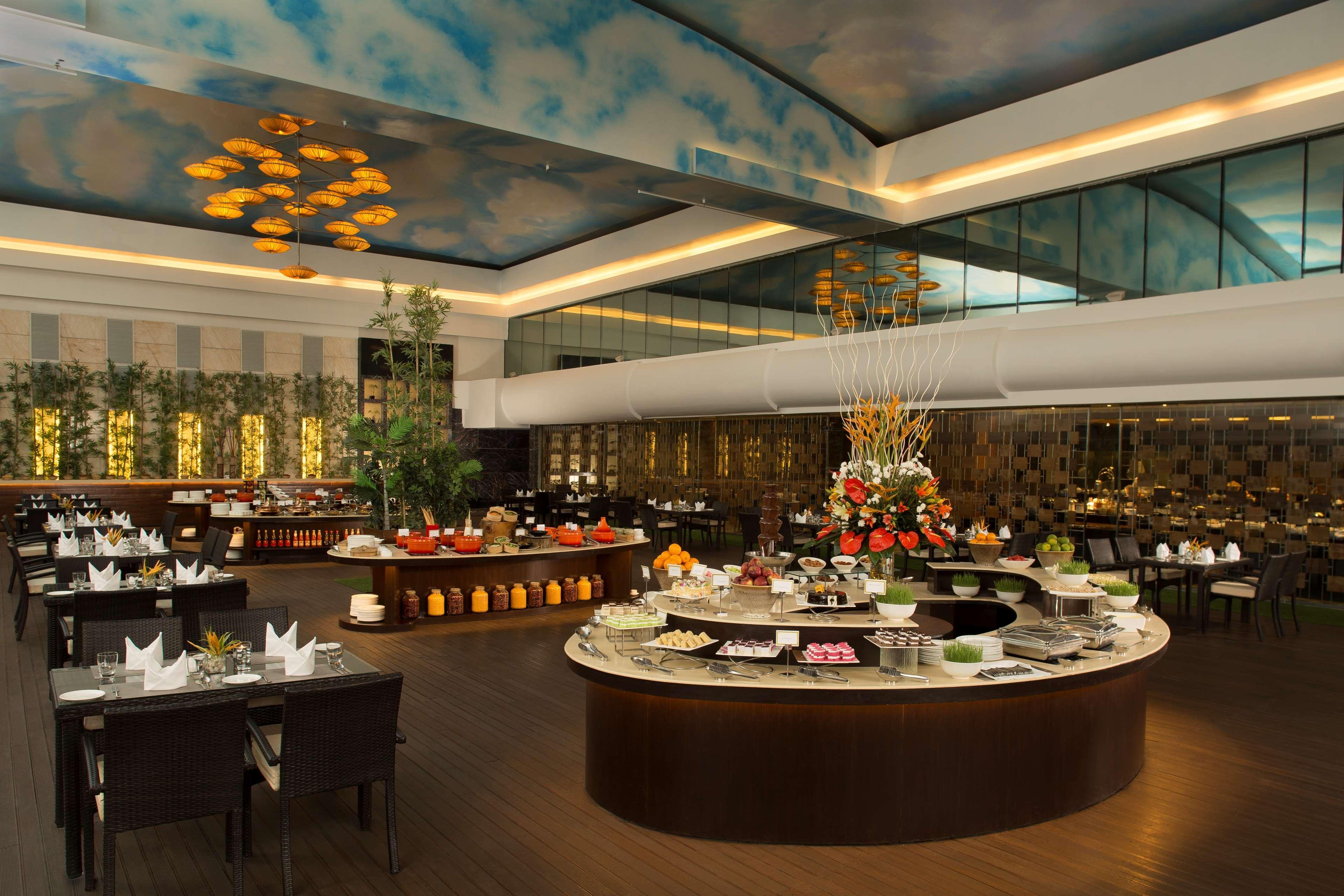 Radisson Blu Kaushambi Delhi Ncr 5*