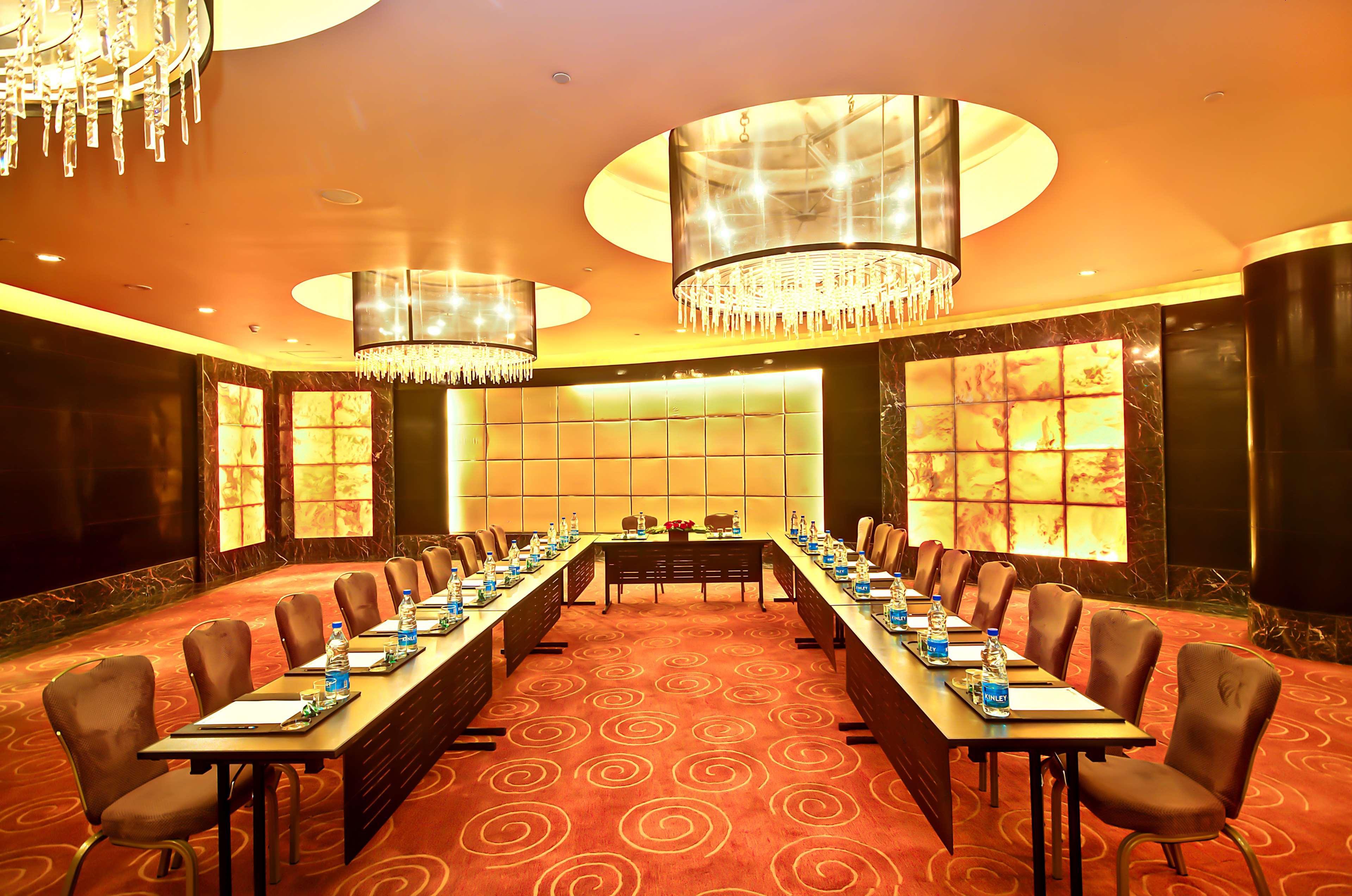 Radisson Blu Kaushambi Delhi Ncr 5* Ghaziabad