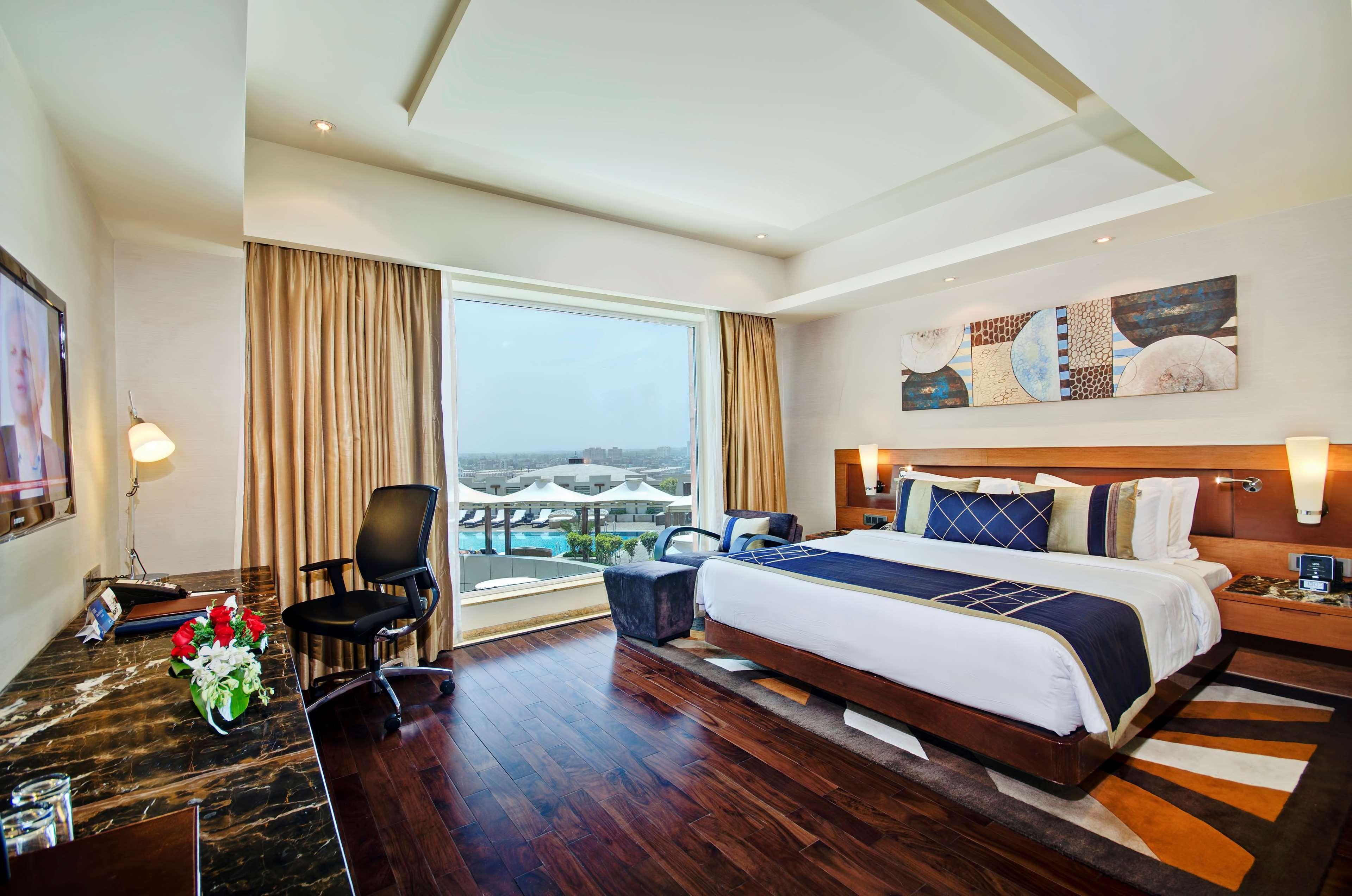 Radisson Blu Kaushambi Delhi Ncr Hotel 5*